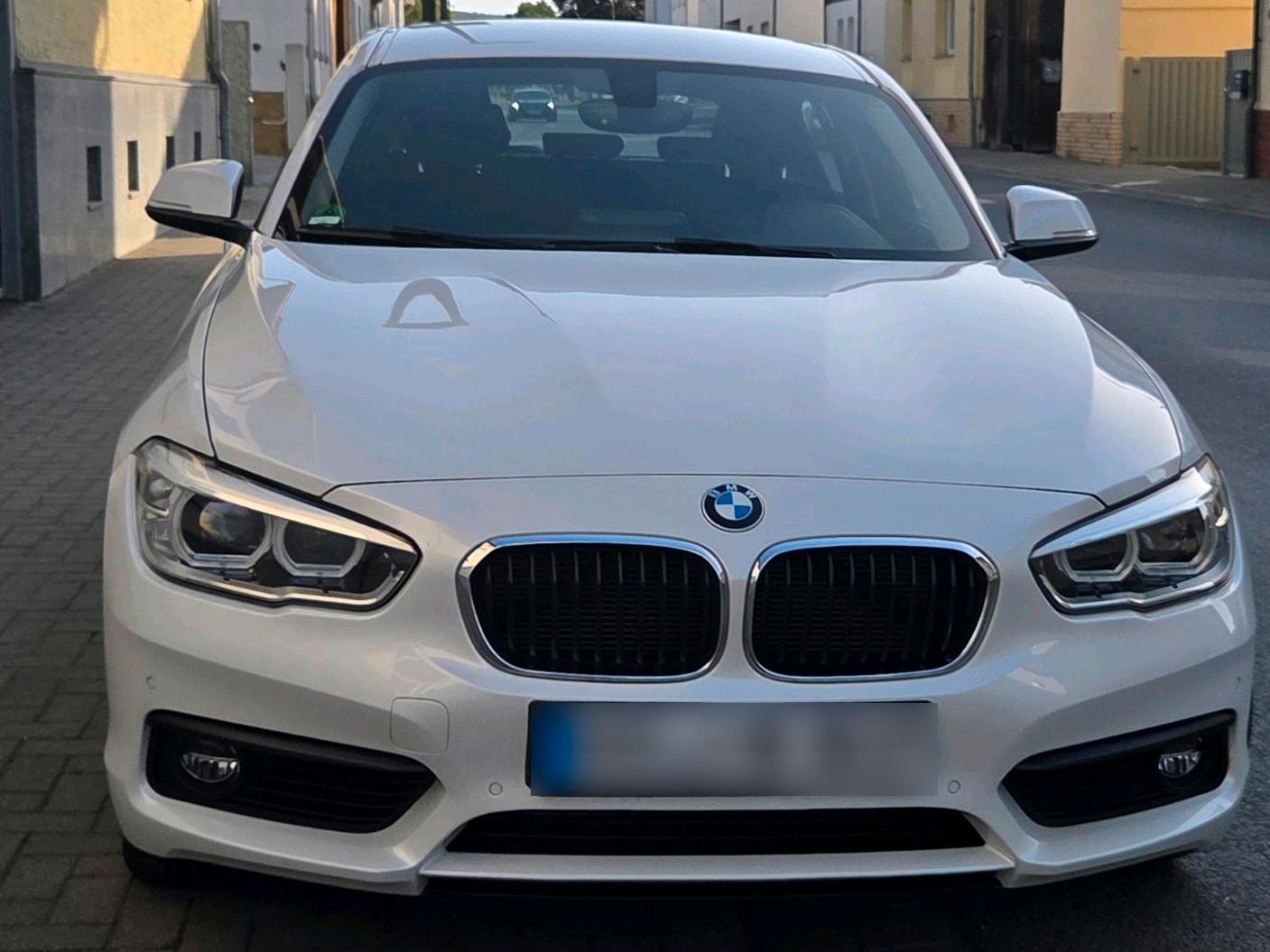 BMW 1er BMW 118i Advantage