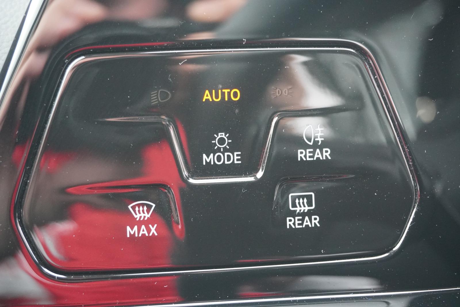 Volkswagen Golf VIII 1.5 TSI Life LED Navi ACC Kamera PDC, миниатюра 21
