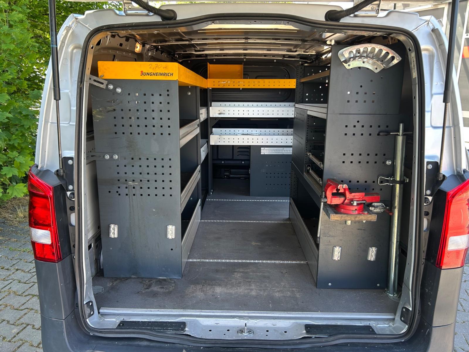 Mercedes-Benz Vito Kasten lang Würth Regale Kamera Standhzg