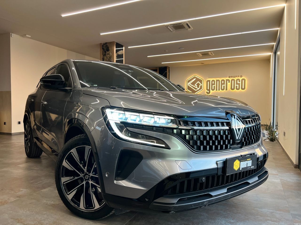 Other Renault Austral Full Hybrid E-Tech 200 CV Iconic