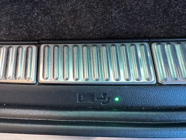 Skoda Superb Combi Style *BiXenon*Navi*AHK*