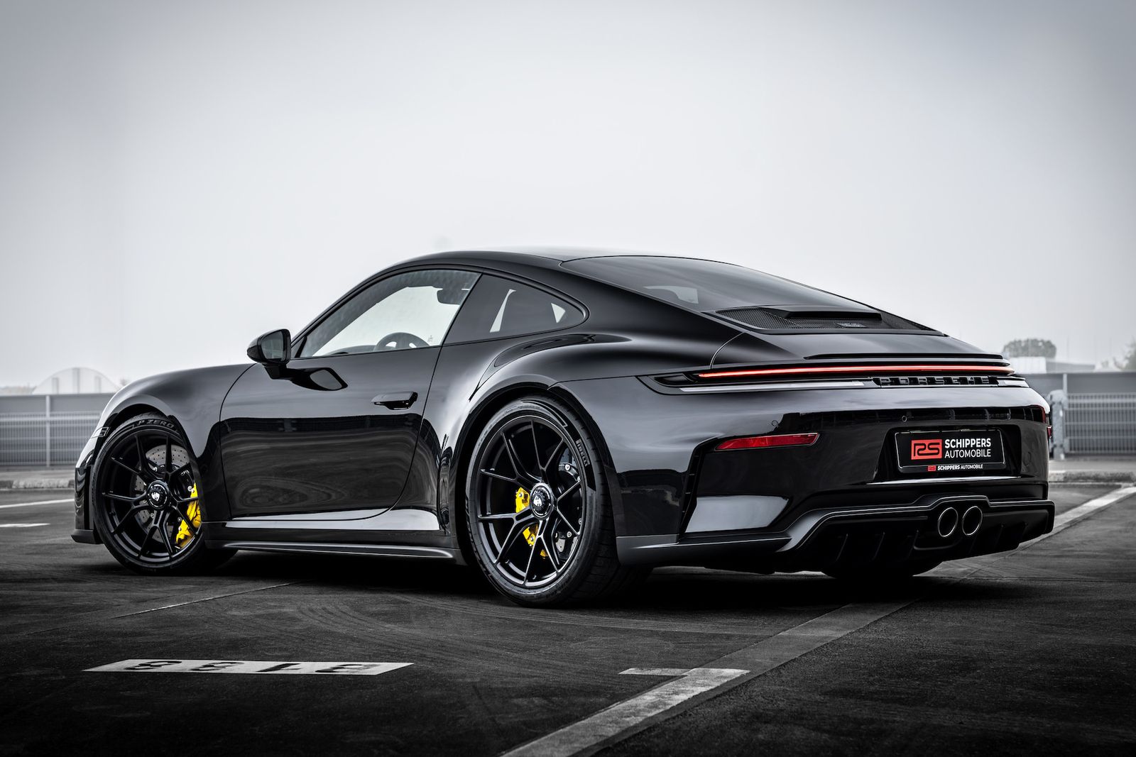 Fahrzeugabbildung Porsche 911 992 .2 GT3 Touring PCCB|CARBON|LIFT|PPF