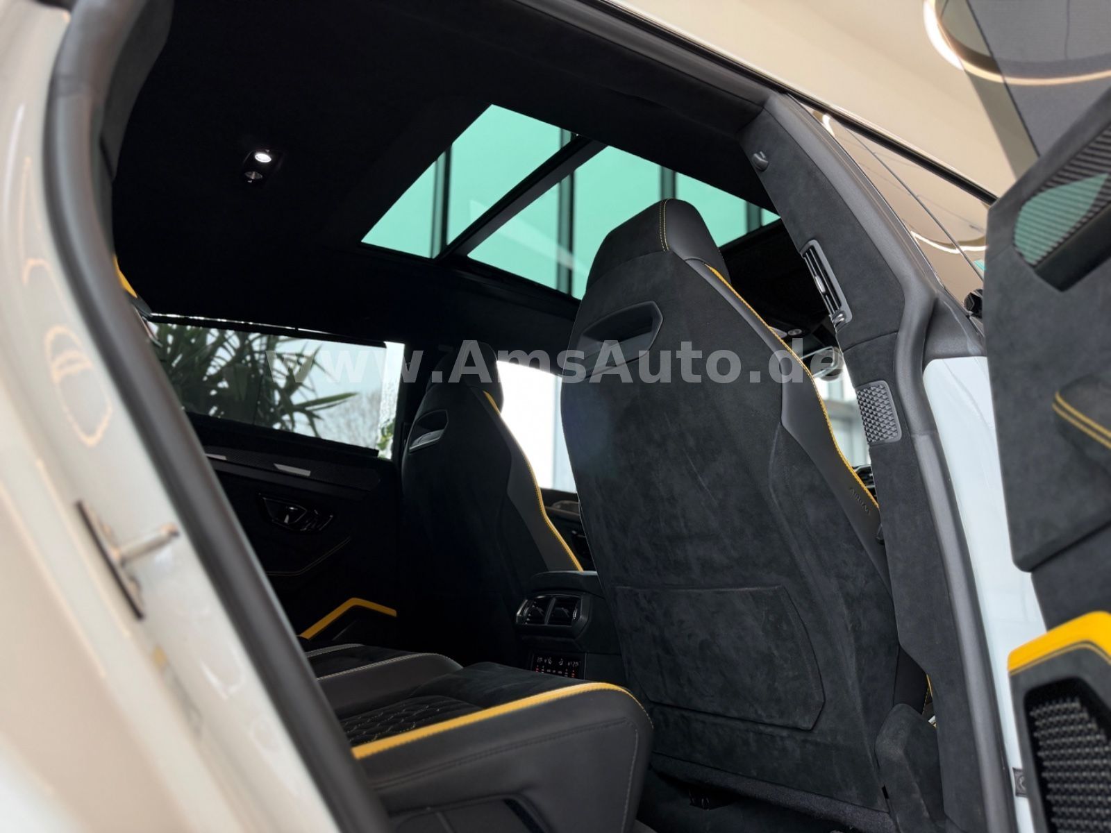 Urus 4.0 V8 Performante Full Carbon Full PPF