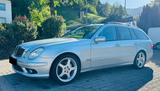 Mercedes-Benz Mercedes E500 T AMG | M113 V8 | 2 Vorbesitzer  - silberne Mercedes-Benz E 500