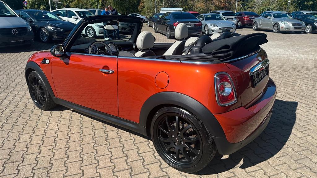 MINI Cooper Cabrio