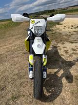 Husqvarna 701 Supermoto - SUPERMOTO