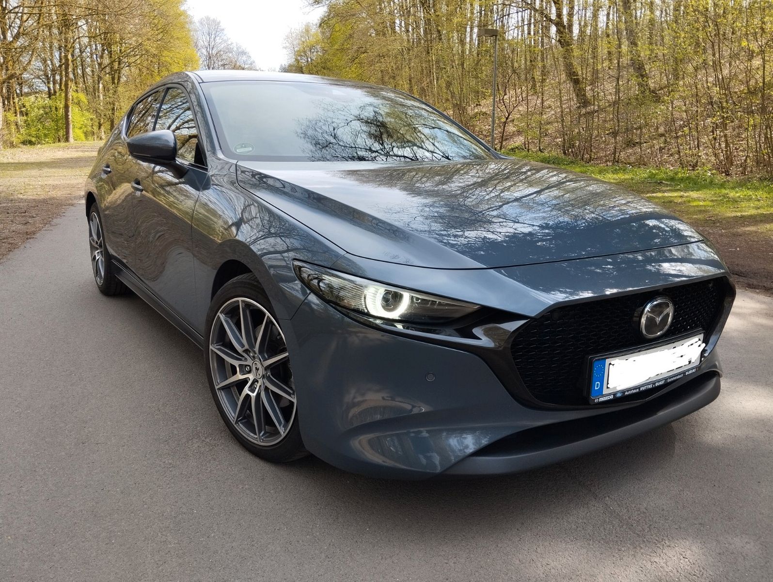 MAZDA 3