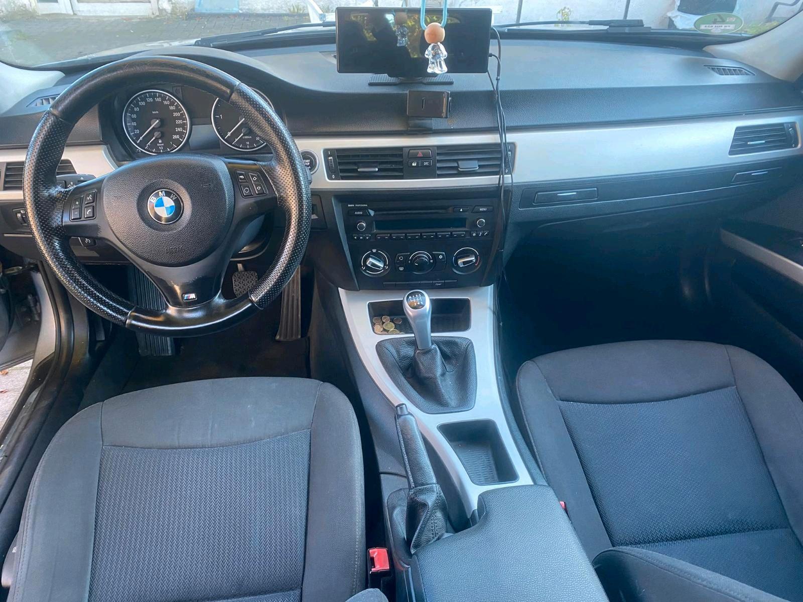 BMW 316 2010 — photo 6