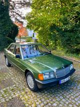 Mercedes-Benz Mercedes Benz 190E - Klassiker im Top-Zustand mi