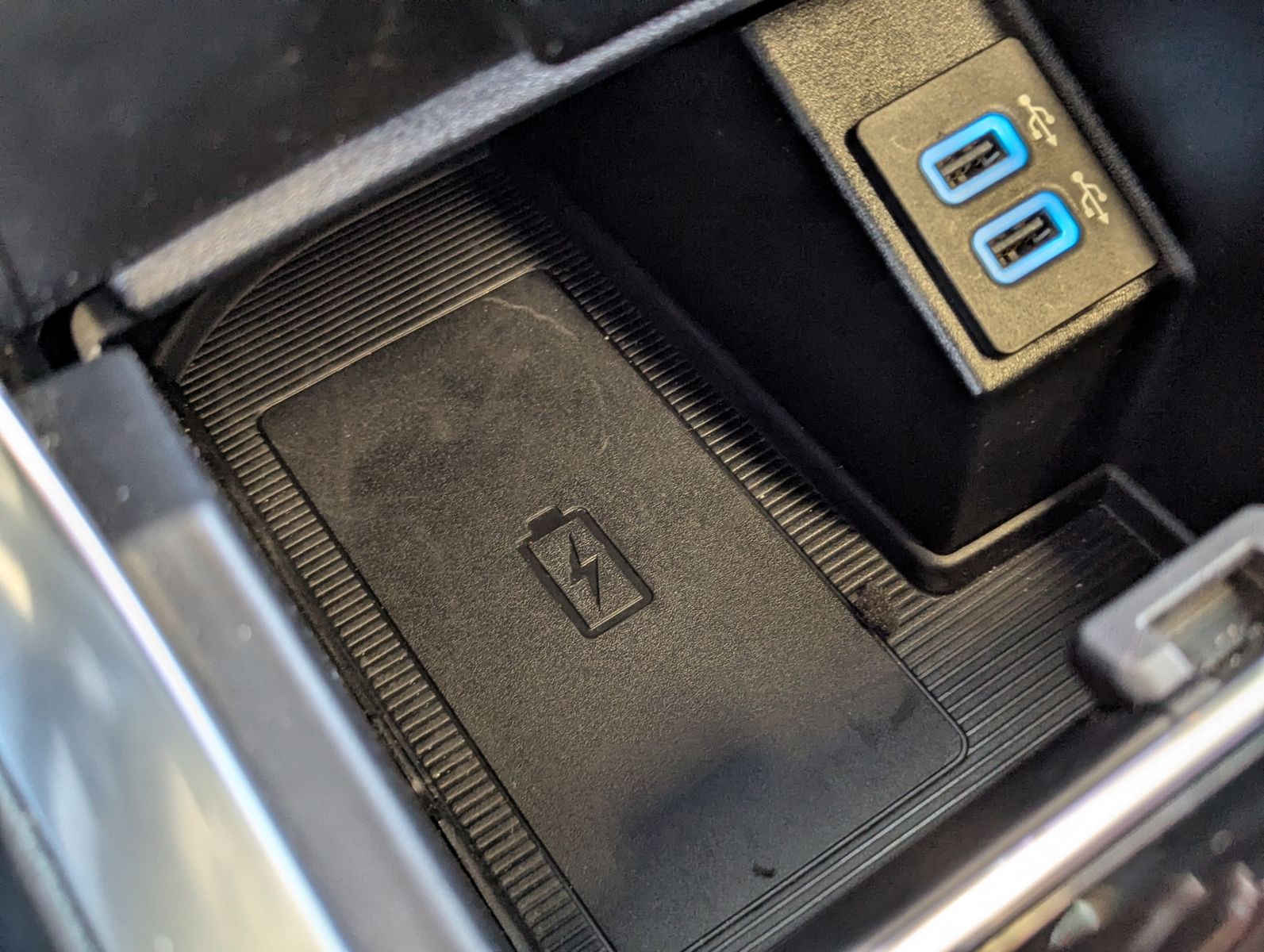 FORD Edge ST-Line 4x4 Pano Standheizung B&O AHK - Image 25