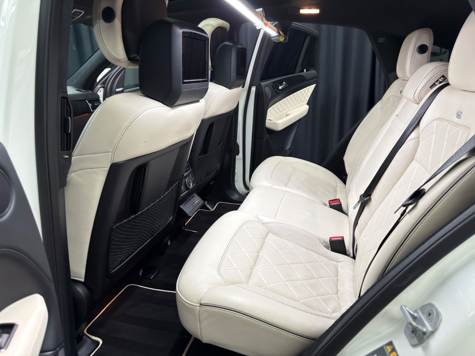 Fahrzeugabbildung Mercedes-Benz GLE 350 d Coupe 4Matic|TV|PANO|AMG-LINE|VOLL|22"
