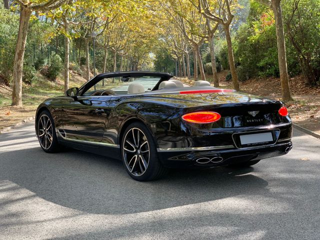 BENTLEY Continental GTC – Bild 6