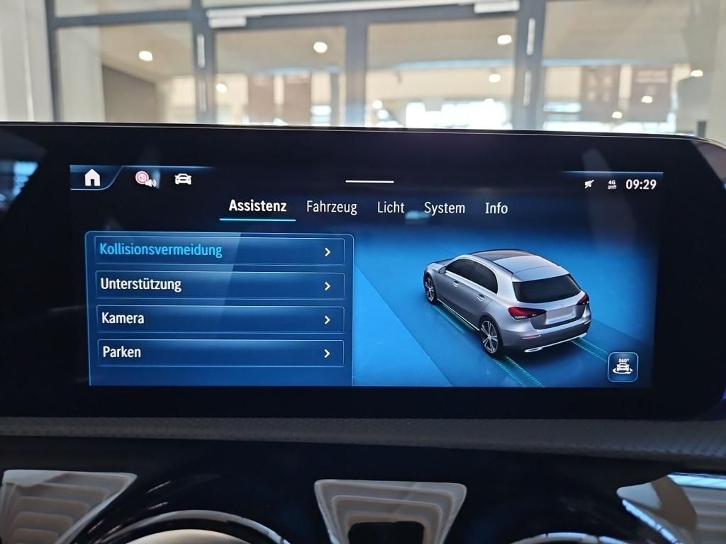 Fahrzeugabbildung Mercedes-Benz A 200 AMG Pano LED SHZ KeyLess Ambie. Sport DAB