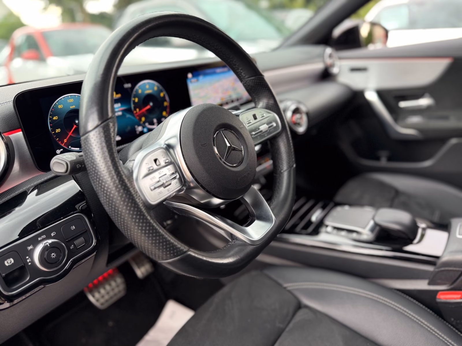 Mercedes-Benz CLA200 AMG+NIGHT PAKET*PANORAMA*KAMERA*AUTOMATIK