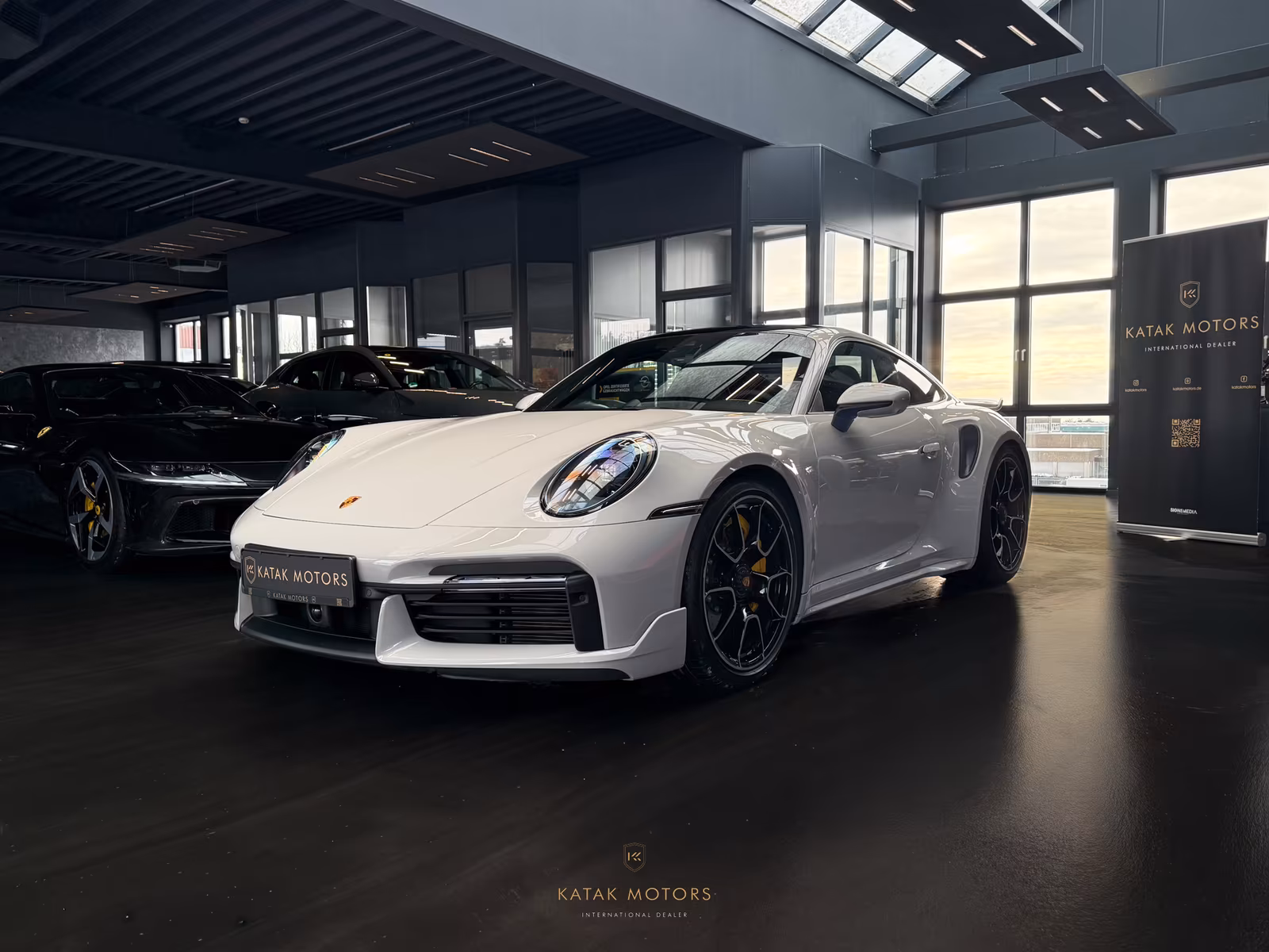 Porsche 911 TURBO S/SPORTDESIGN/LIFT/PANO/BURM/APP 04 27