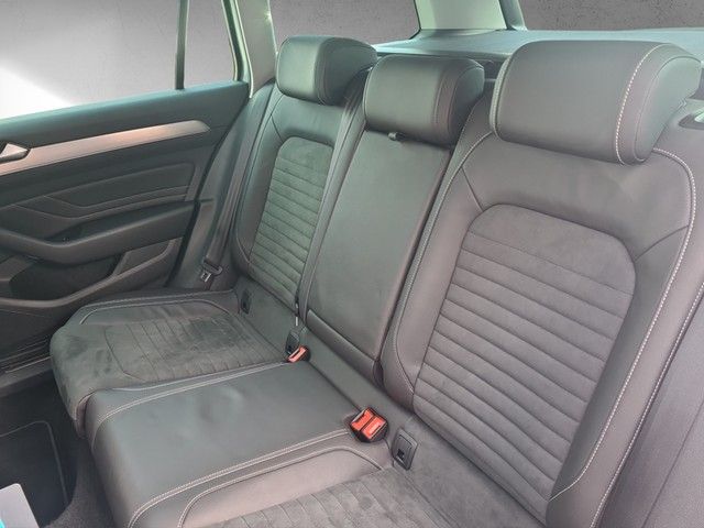 Fahrzeugabbildung Volkswagen Passat Variant TDI Elegance DSG Matrix AHK Navi