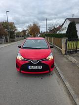 Toyota Yaris 1,0-l-Dual-VVT-i - - Toyota Yaris: Vvt I