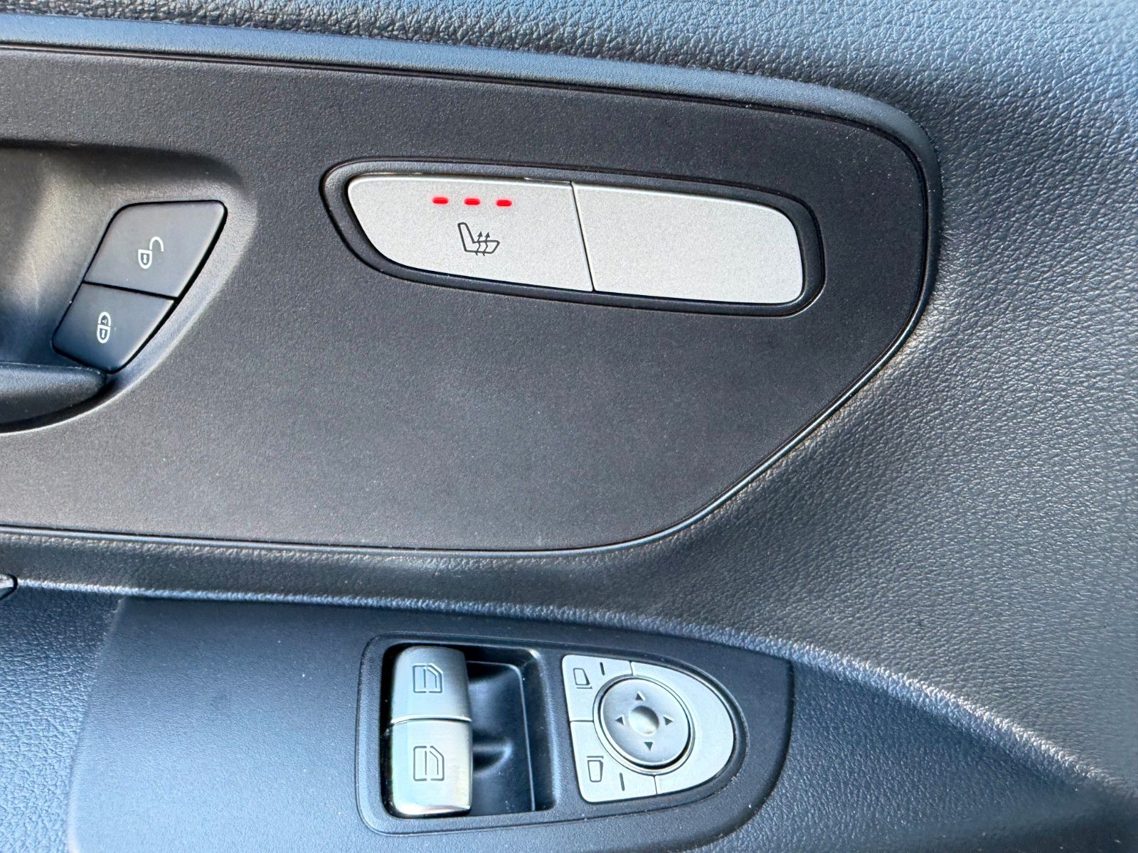 Fahrzeugabbildung Mercedes-Benz Vito 116 CDI 9G Extral Klima Kamera SHZ