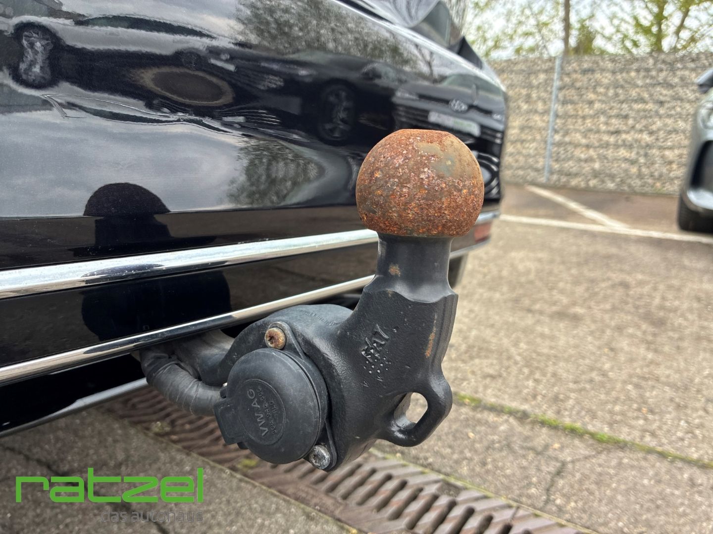 Fahrzeugabbildung Volkswagen Passat Variant Business 2.0 TDI DSG R-Line Navi