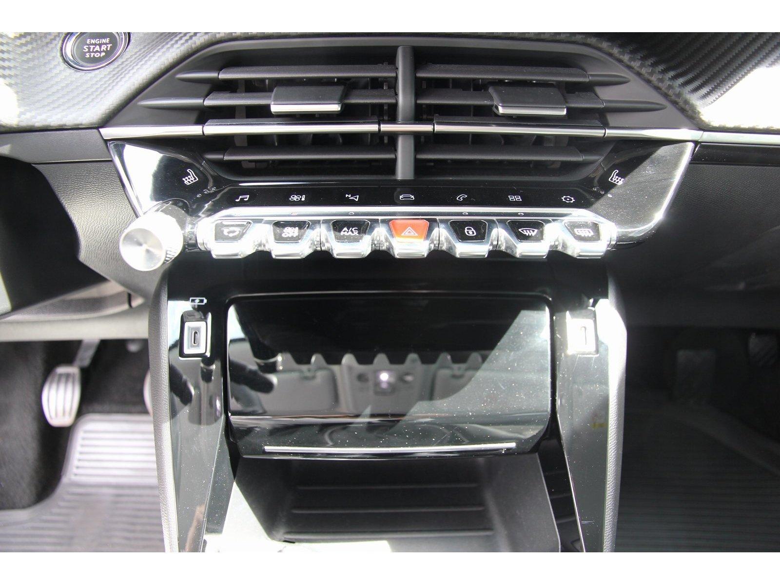 Peugeot 2008 Allure Pack BHDi 110 Navi SHZ RFK Carplay