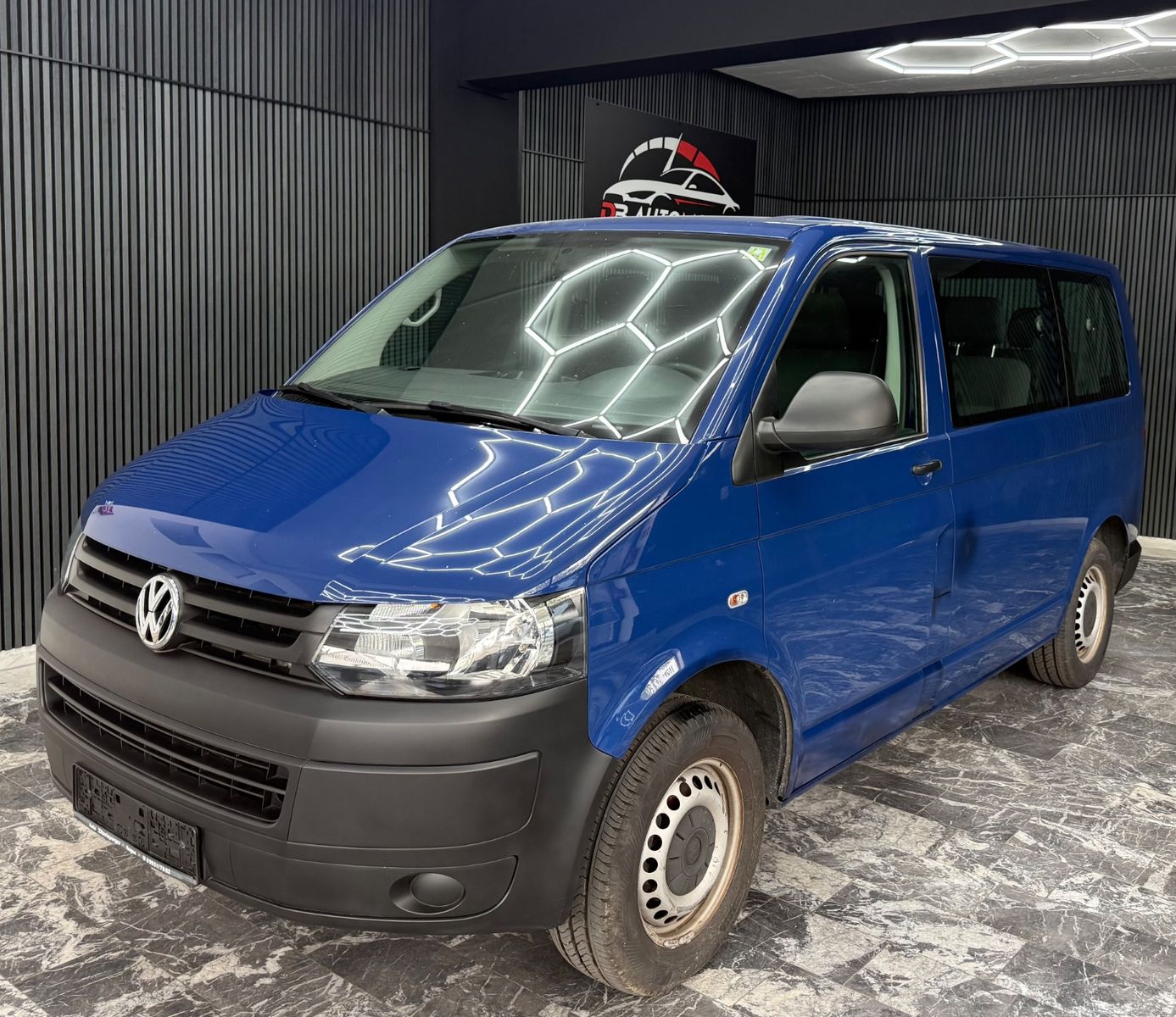 Volkswagen T5 Transporter Kombi 9-Sitzer 4Motion