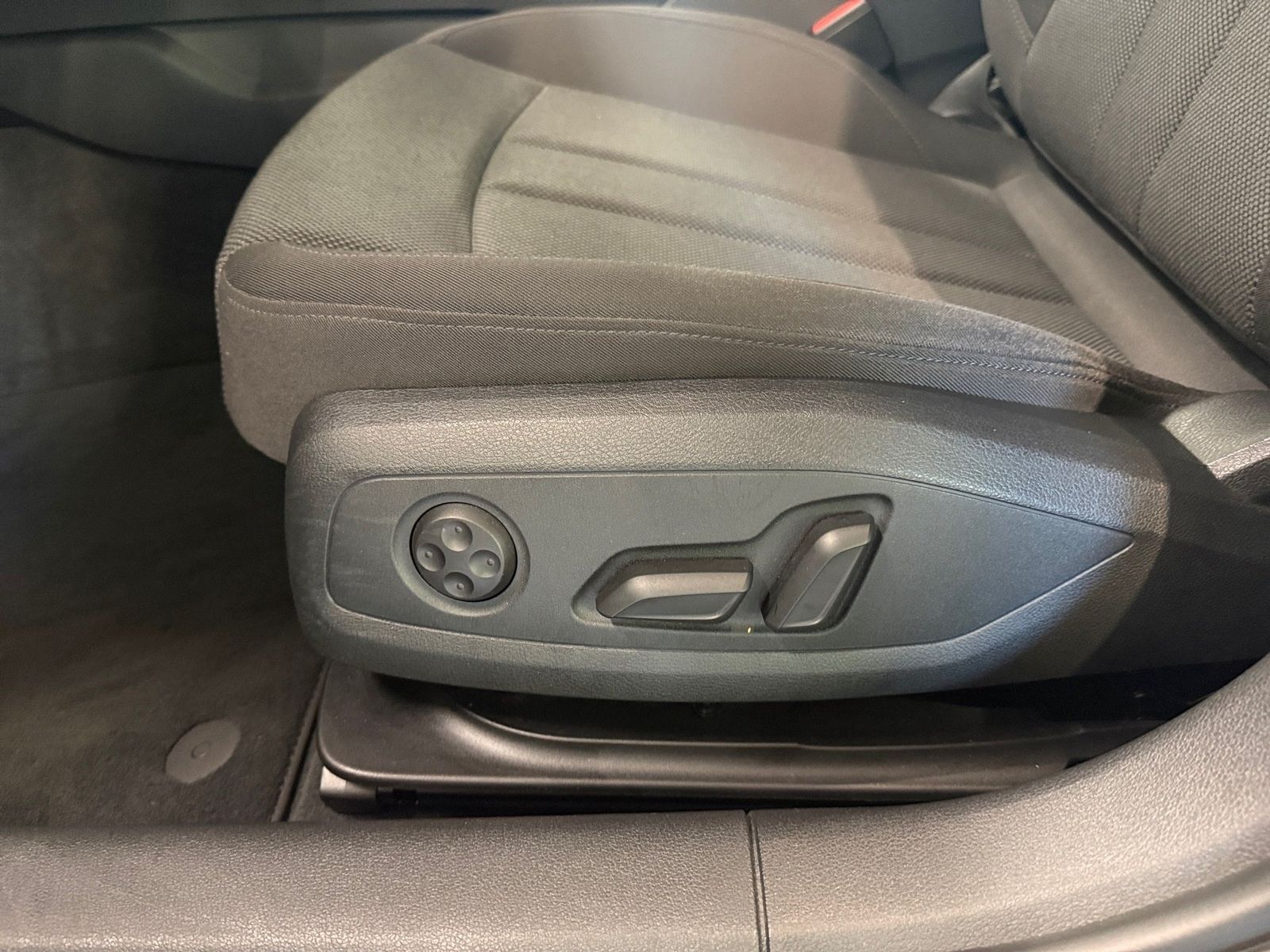 Audi A4 - Bild 20