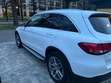 Mercedes-Benz GLC 220 d 4MATIC Autom. - AMG Felgen Trittbrette - Mercedes-Benz GLC-Klasse Gebrauchtwagen in Stuttgart