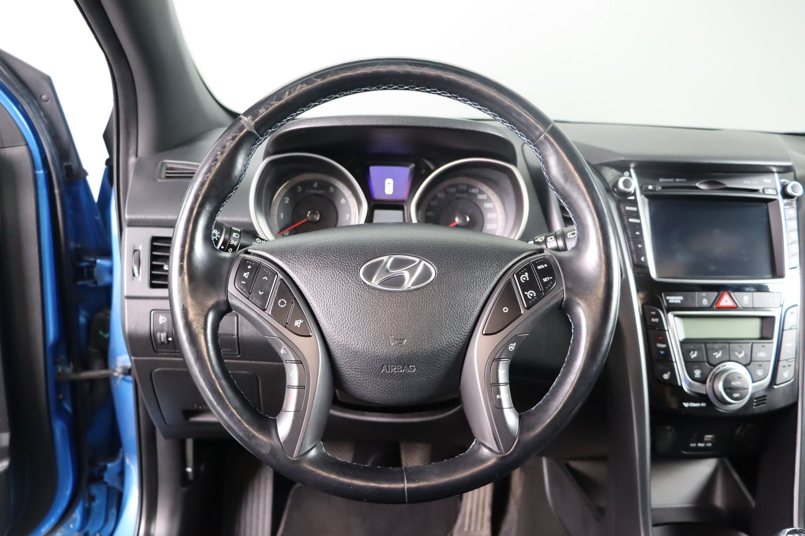 Fahrzeugabbildung Hyundai i30 Passion * Navi * RFK * Lenkradhzg.