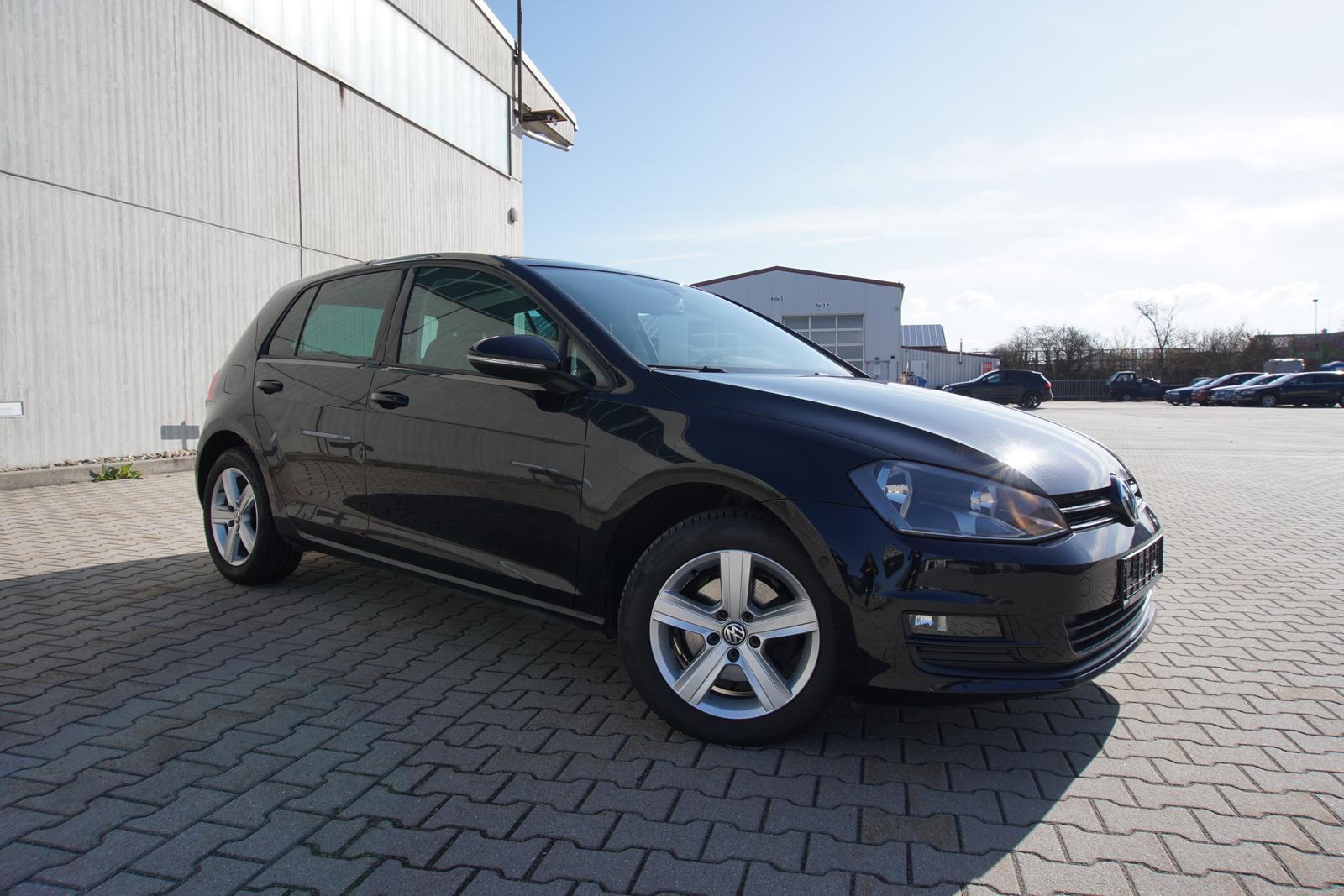 Volkswagen Golf 7 VII 1.2TSI ALU SHZ PDC Modelljahr 2014