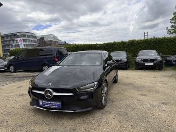 Mercedes CLA 220 Shooting Brake - 2