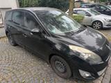 Renault Grand Scenic 1.9 dci Dynamique sch... - Renault Grand Scenic in Essen
