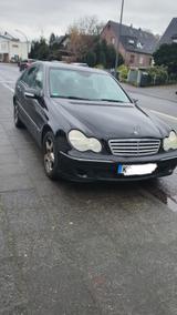 Mercedes-Benz Mercedes Benz C 220 CDI - gebrauchte Mercedes-Benz C 220 aus dem Jahr 2005