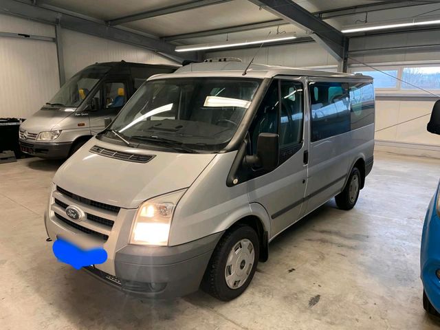 Ford transit 9 sitze