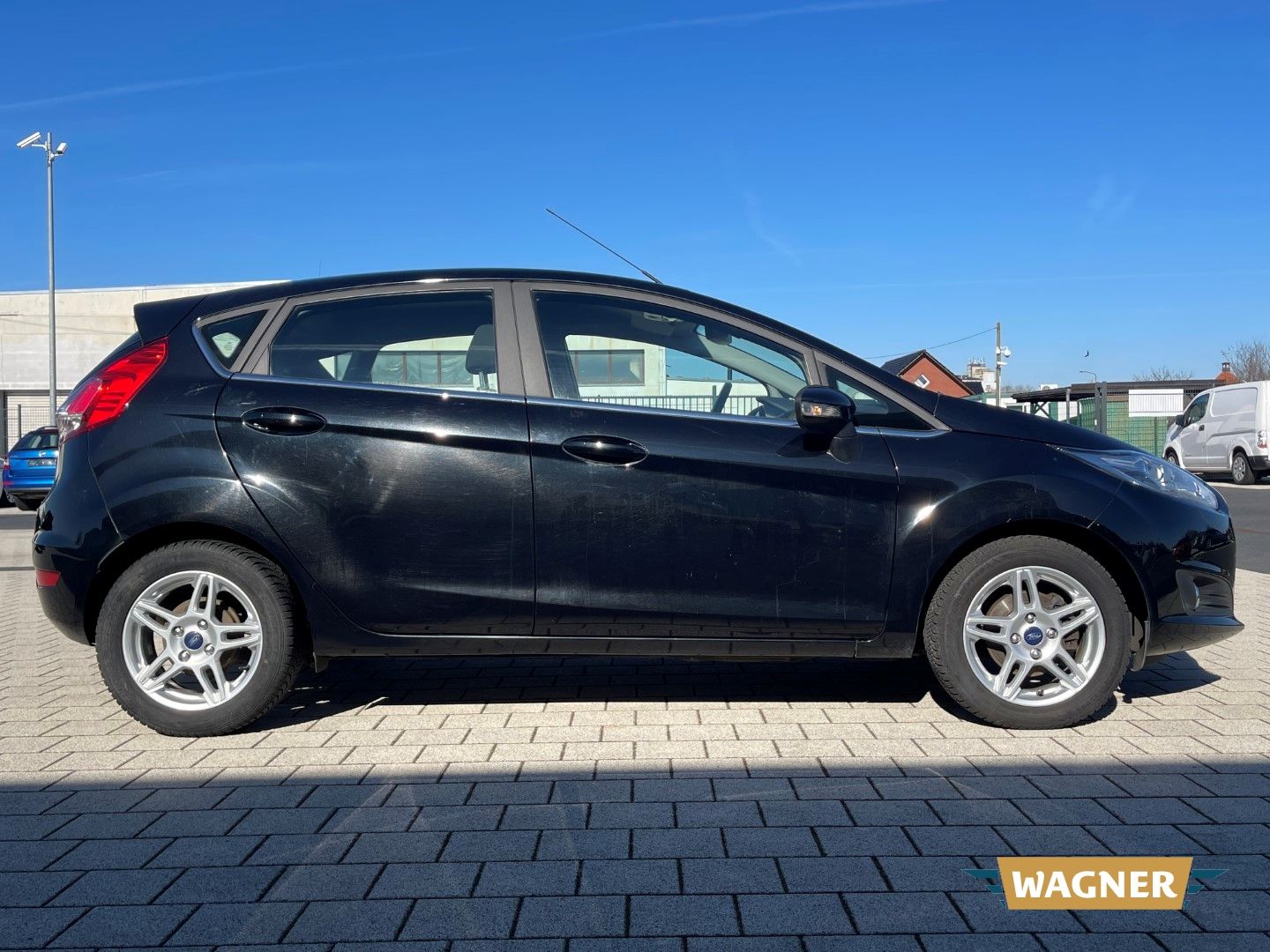 Fahrzeugabbildung Ford Fiesta Titanium 1.0 EcoBoost Sitzheizung