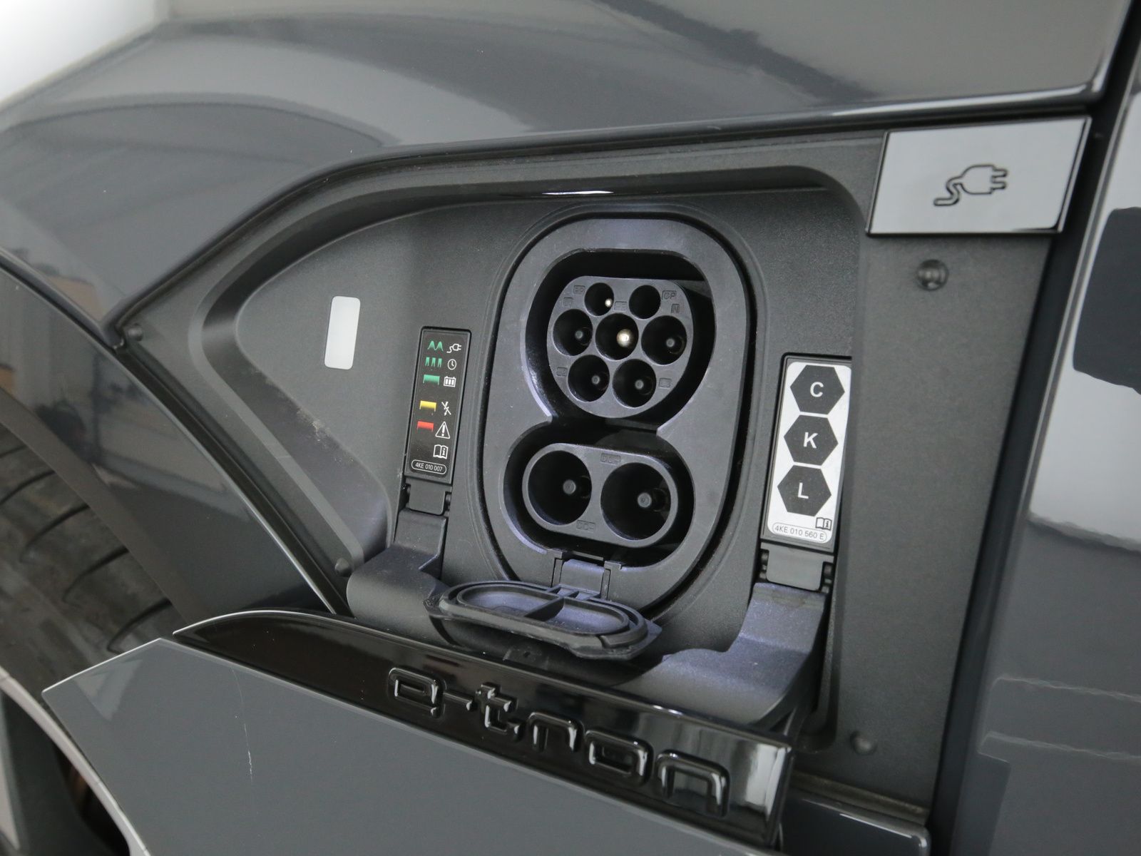 Audi Q8 e-tron - Bild 22