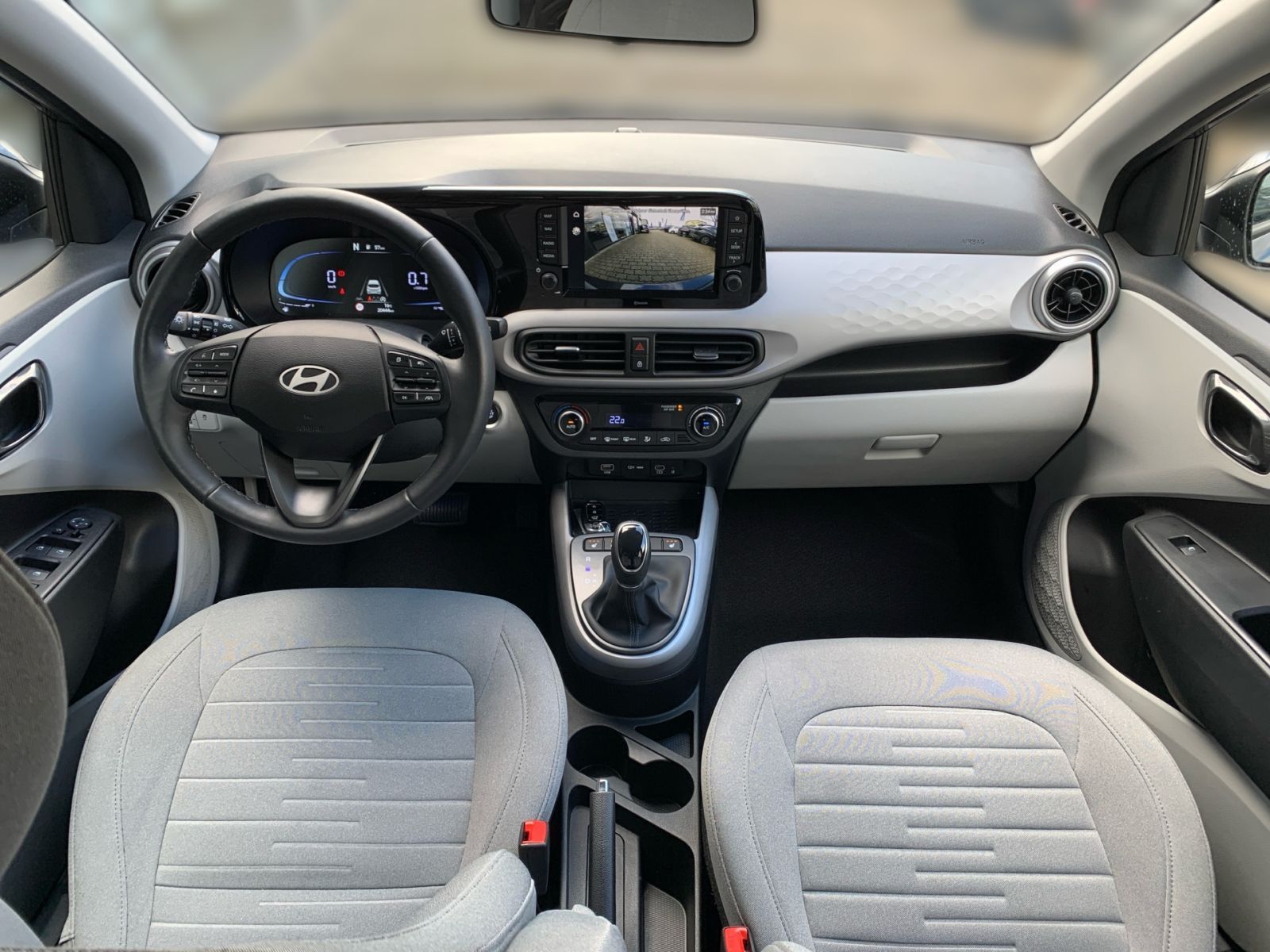 Fahrzeugabbildung Hyundai i10 1.2 A/T Prime Navi Kamera