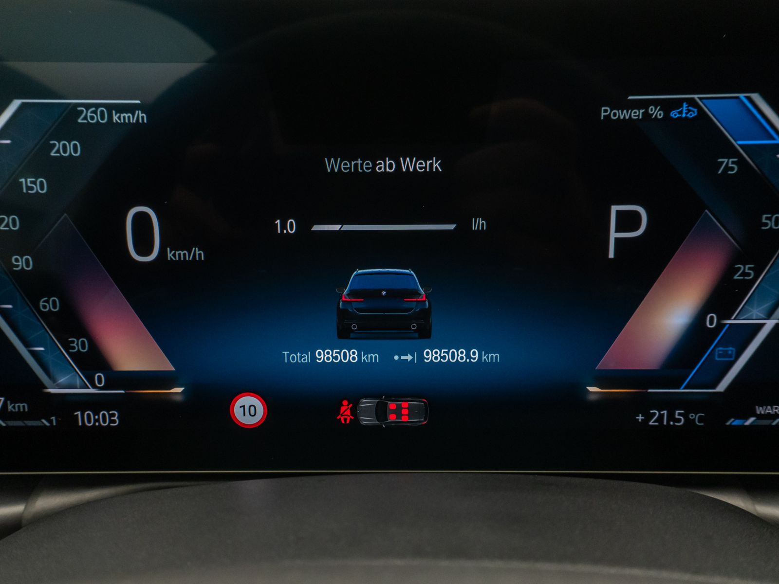 Fahrzeugabbildung BMW 320d xD ACC HUD Kamera DAB Sportsitze Teilleder