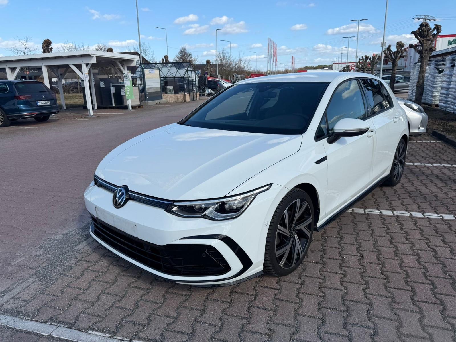 Volkswagen Golf 1.5 TSI R-Line Navi LED PDC Alcantara