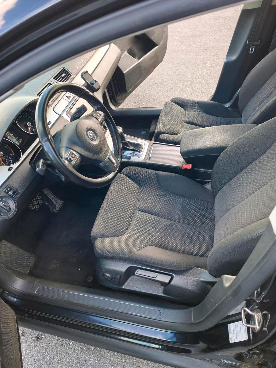 Volkswagen Passat 2010 — photo 6