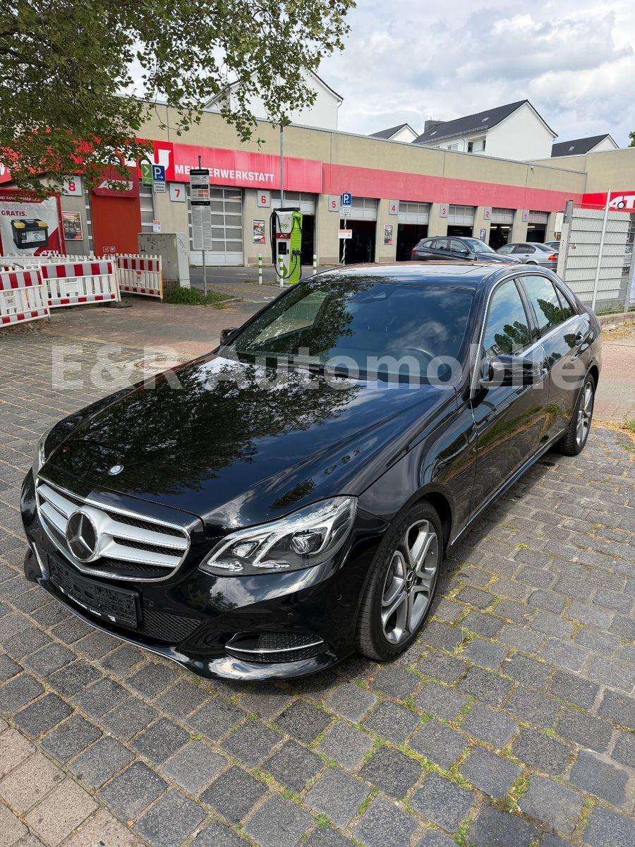 Mercedes-Benz E 250 Limousine CGI ILS Distronic Plus wenig KM