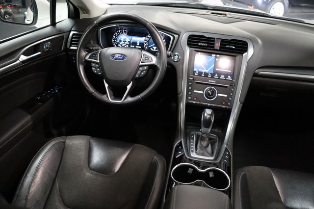 Fahrzeugabbildung Ford Mondeo Lim. Titanium 1HAND|VOLL.AUSSTATTUNG|