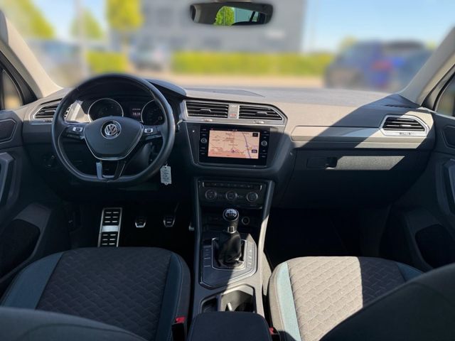 Tiguan IQ.DRIVE 1.5 TSI AHK-klappbar Navi Apple 