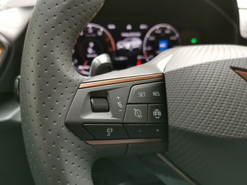 Cupra Formentor TSI Sportsitze 18" Apple CarPlay Rf-K.