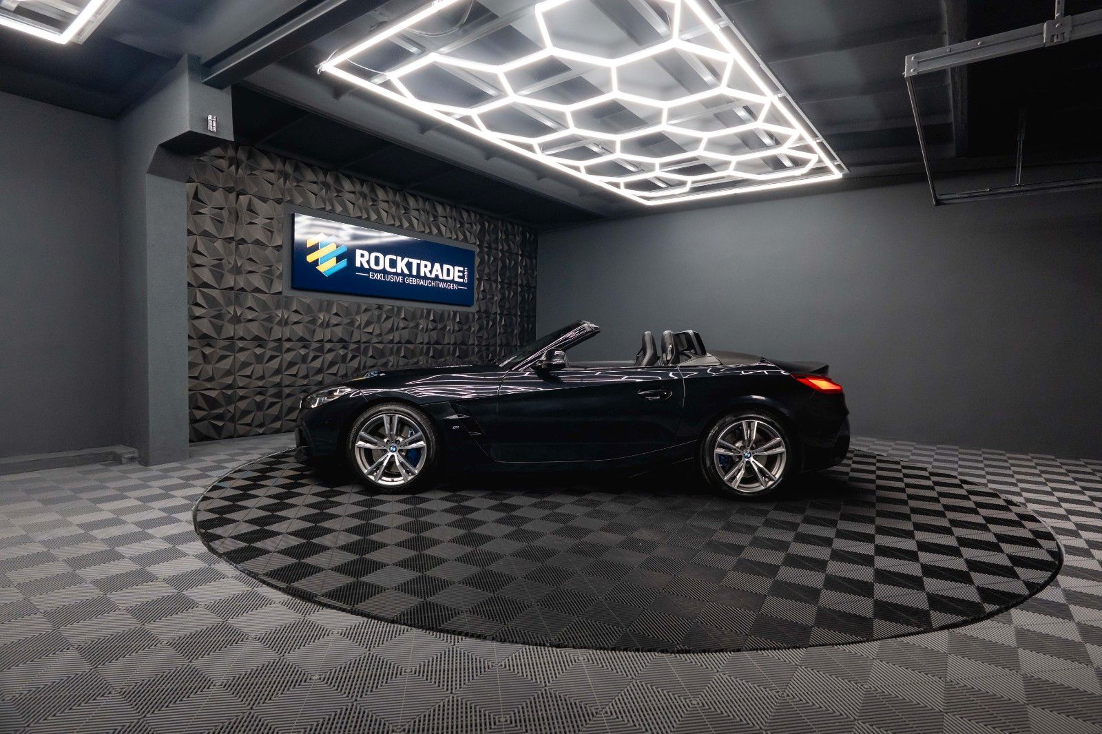 Fahrzeugabbildung BMW Z4 Roadster sDrive 30i M Sport *LED*Memory*H&K*