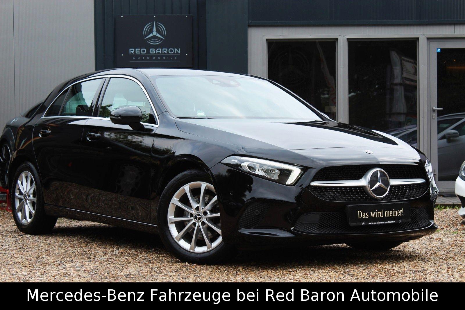 Mercedes-Benz A 180  d 9-G LEDER NAVI LED STANDHEIZUNG MBUX
