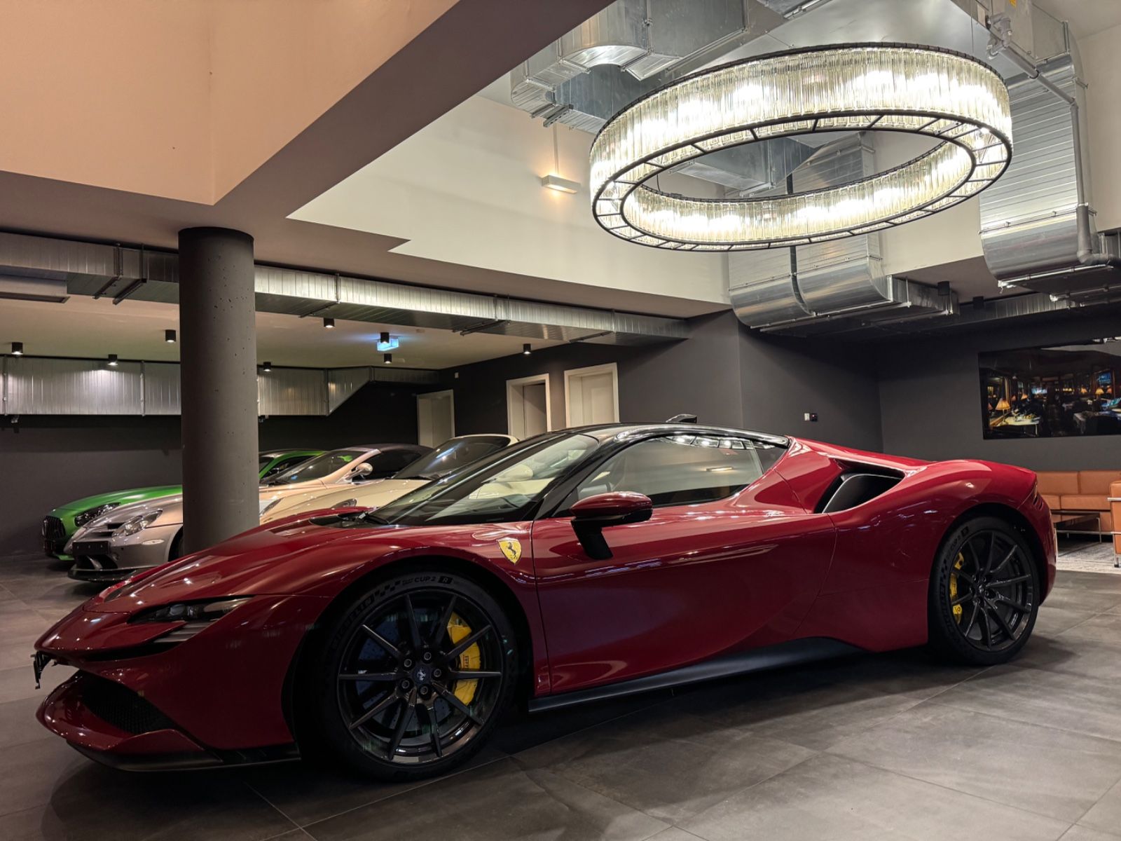 FERRARI SF90