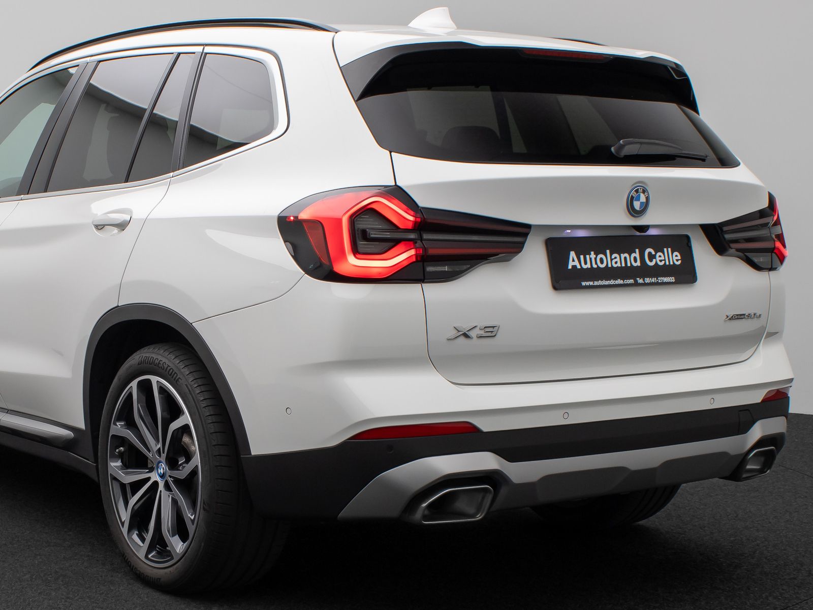 Fahrzeugabbildung BMW X3 xD30e Panorama 360°HUD DAB H/K Komfort 20Zoll