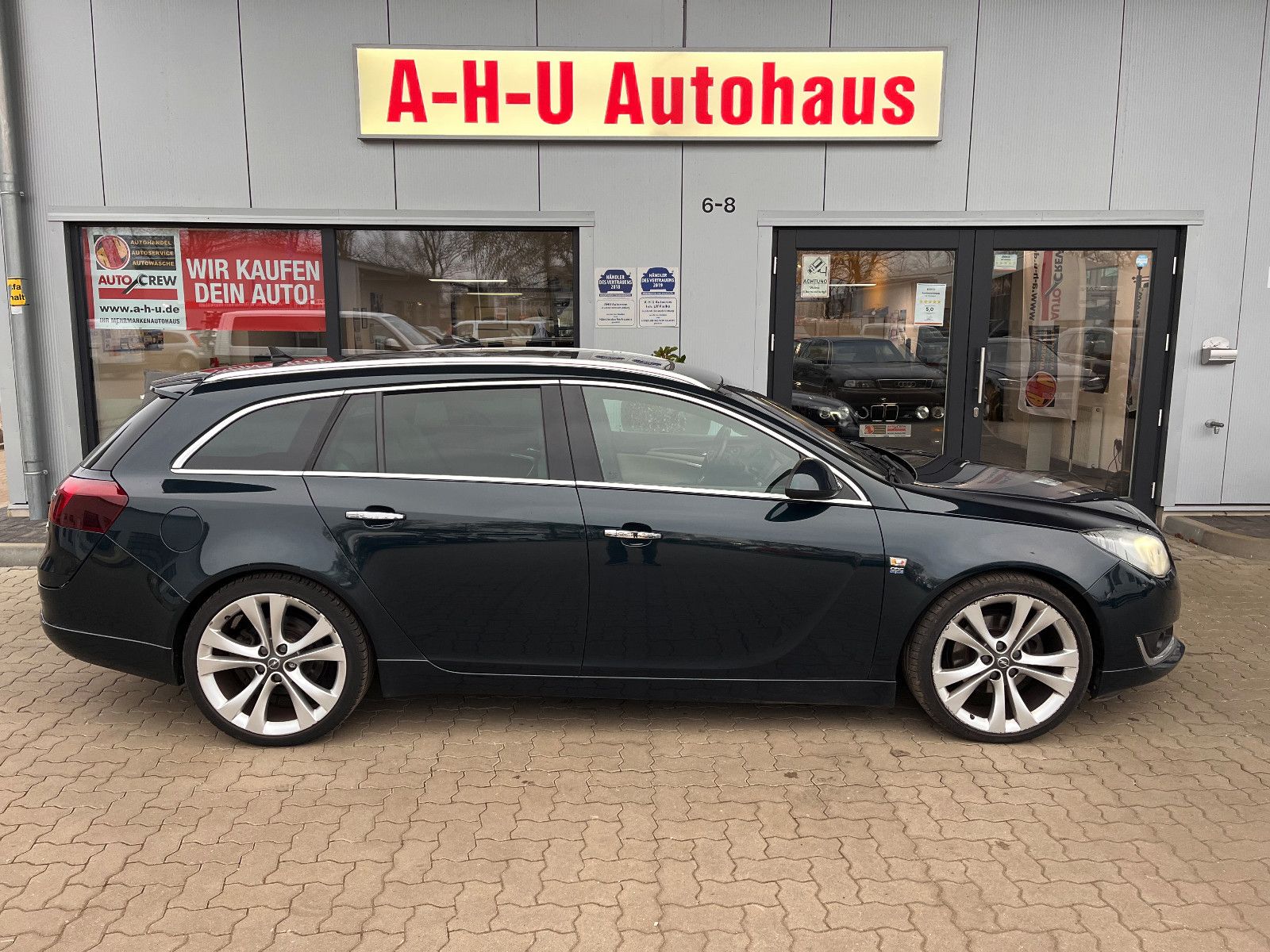 Fahrzeugabbildung Opel Insignia A Sports Tourer Innovation OPC Line 4x4