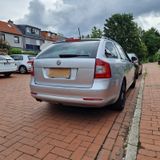 Skoda Octavia 1.4 TSI Ambiente Combi Ambiente - Skoda Octavia aus 2011: Combi