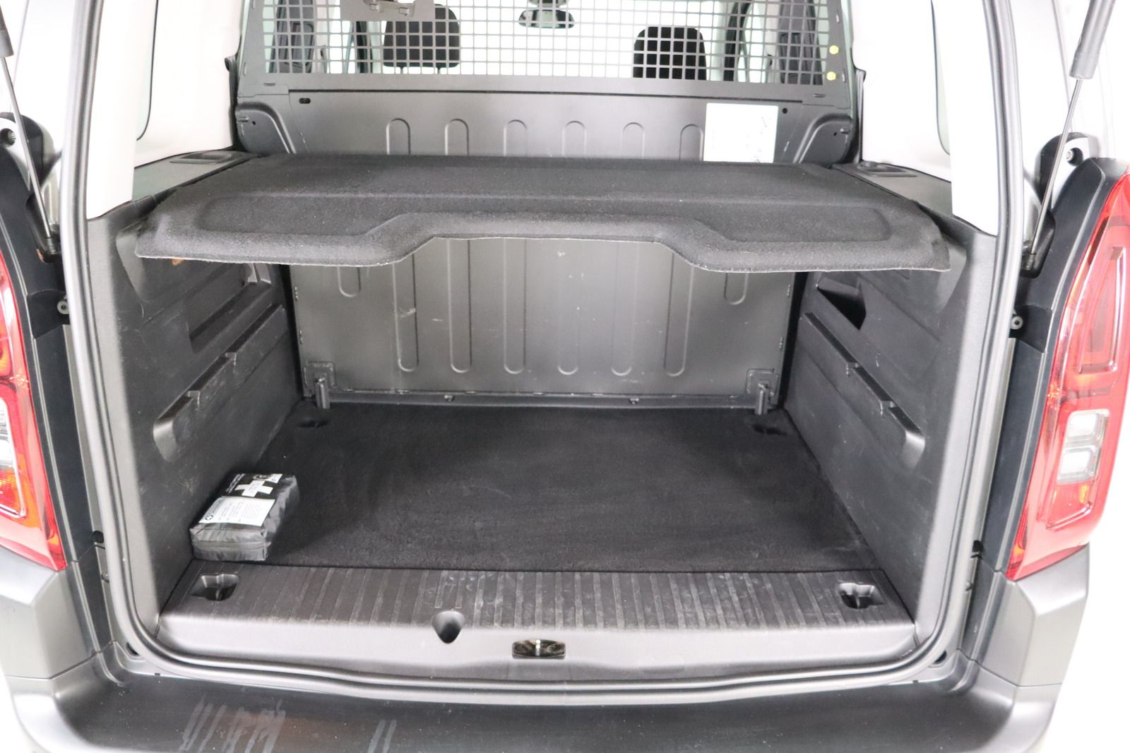Fahrzeugabbildung Citroën Berlingo 1.Hand * wenig km MPV Shine M
